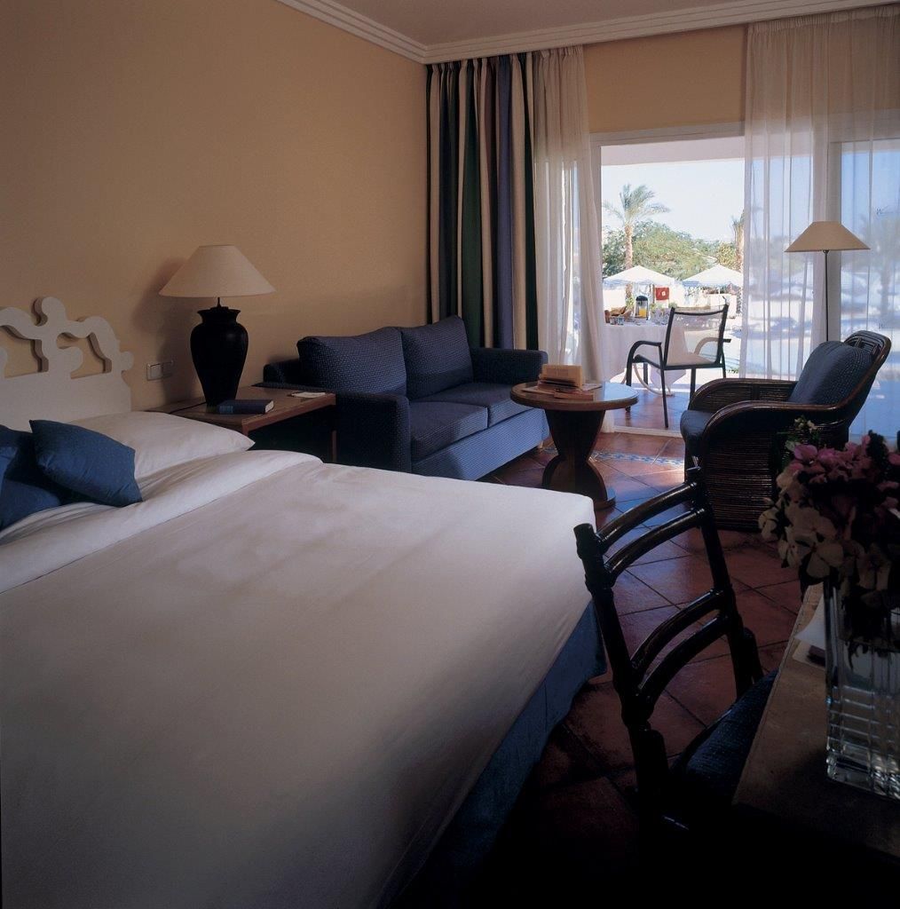 Jaz Sharm Dreams 호텔 외부 사진 A room at the Hilton Sharm Plaza