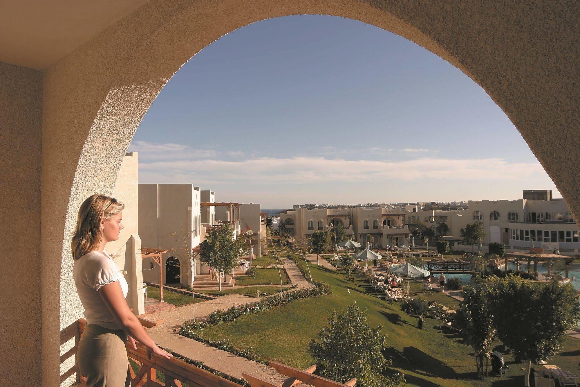 Jaz Sharm Dreams 호텔 외부 사진 View of the campus