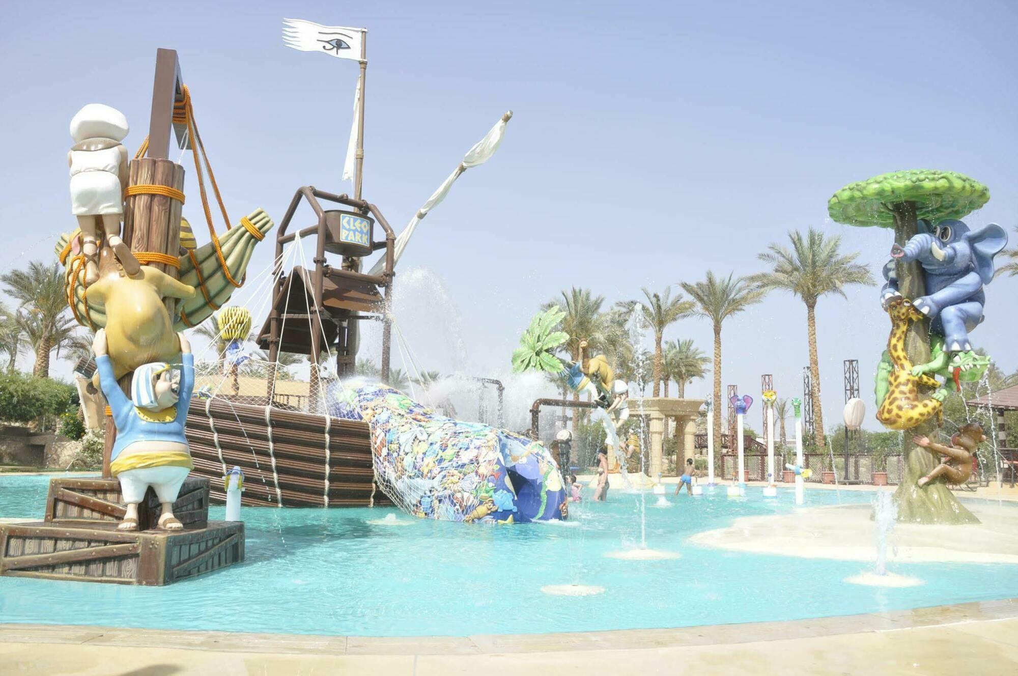 Jaz Sharm Dreams 호텔 외부 사진 The park's children's area